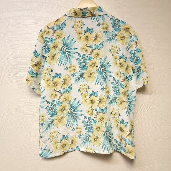 Bonworth Floral Shirt Size Medium P Hawaiian Button Down Silky Polyester Travel​ - Picture 5 of 6